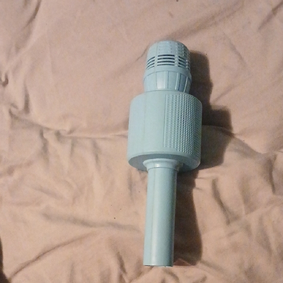 Bluetooth Portable Microphone - Picture 1 of 4